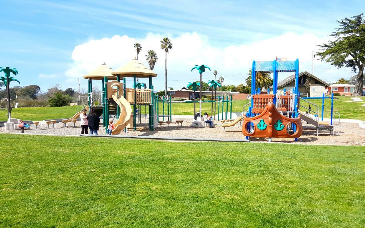 Oceano: Short Walk To Beach, 4 Bedroom 2 Bath, Private House! Across Street From Park & Pond Exterior foto